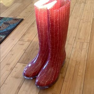 TOMS rain boots